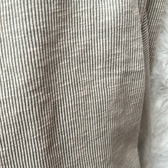 Donni Cardigan - Picture 10 of 10